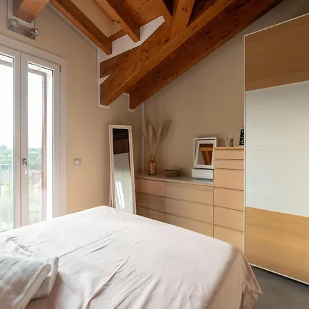 Apartment In With Maggiore Views *