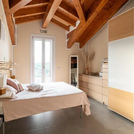 Apartment In With Maggiore Views
